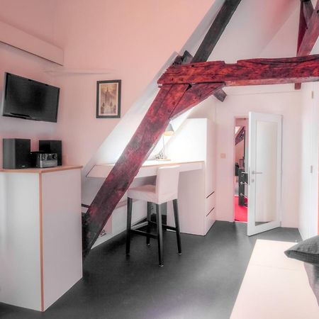 Hotel Mons Dragon House Esterno foto